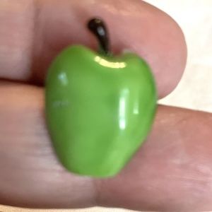 Vintage Gold Tone Jubilee Apple Lapel Pin .75 in Great Teacher Gift